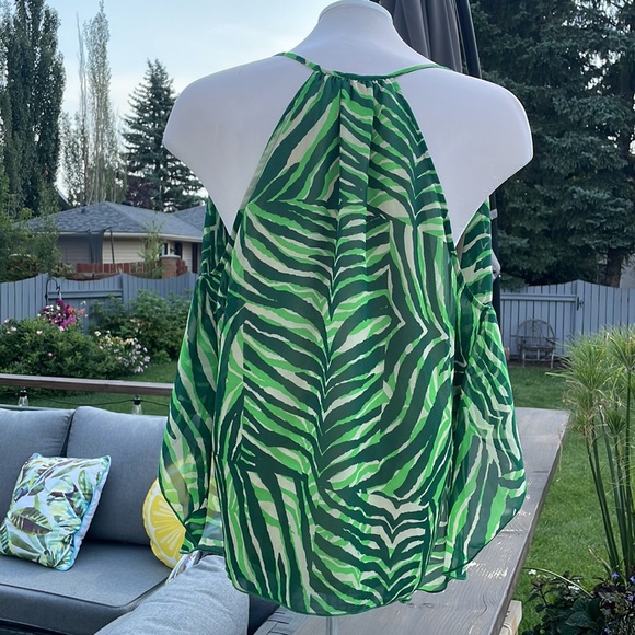 Jessica Simpson Tropical Flowing Top Green/Cream size LG - Picture 4 of 11